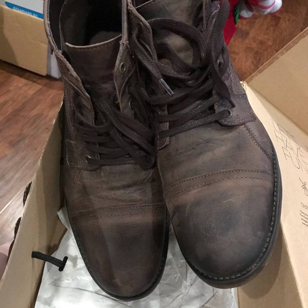 Brown Bullboxer Brosus Cap Toe boot